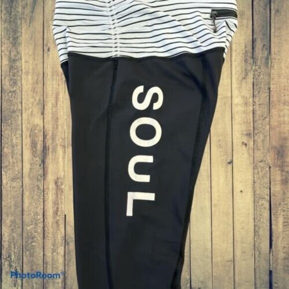 Lululemon Runday Crop Soul Cycle Size 4 - Picture 5 of 5